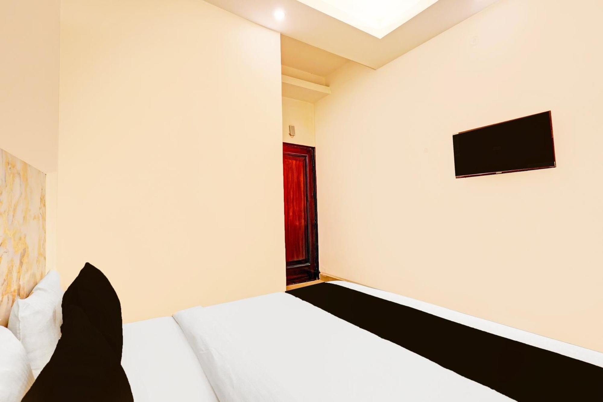 The Krishna'S Bliss Ghaziabad Exterior photo